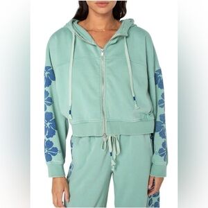 Roxy Mint Green Hoodie and sweats set with Blue Floral Accents